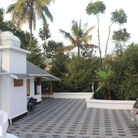 4 Acre Woods Farm Stay Munnar Luaran gambar